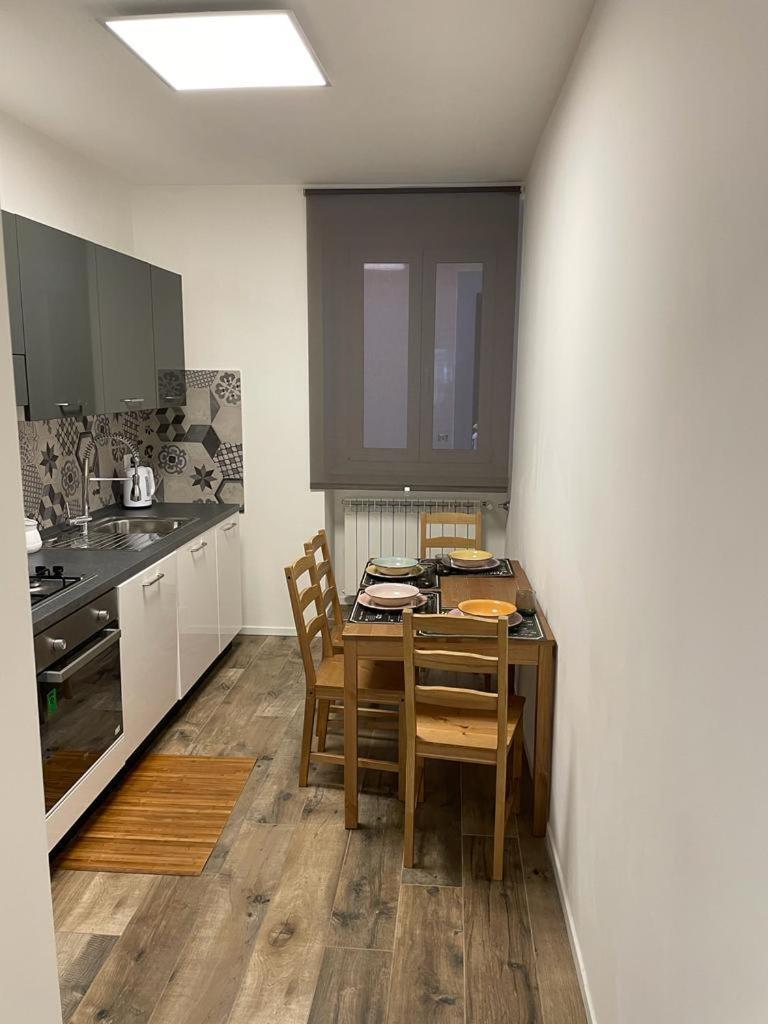 Casa Vacanze Ginevra 1 Triest Zewnętrze zdjęcie